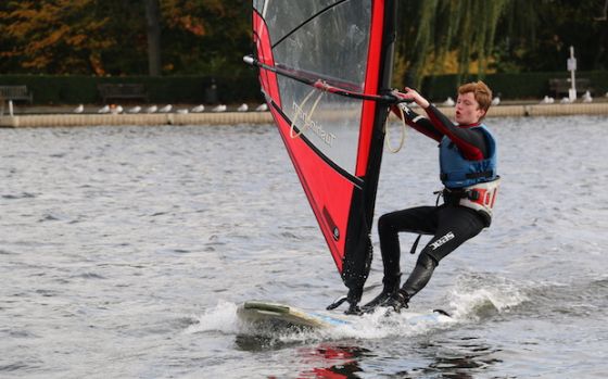 Windsurfing and stand up paddleboarding (ages 12-16) 