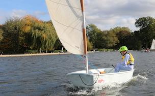 Beginners Sailing (ages 10-16)